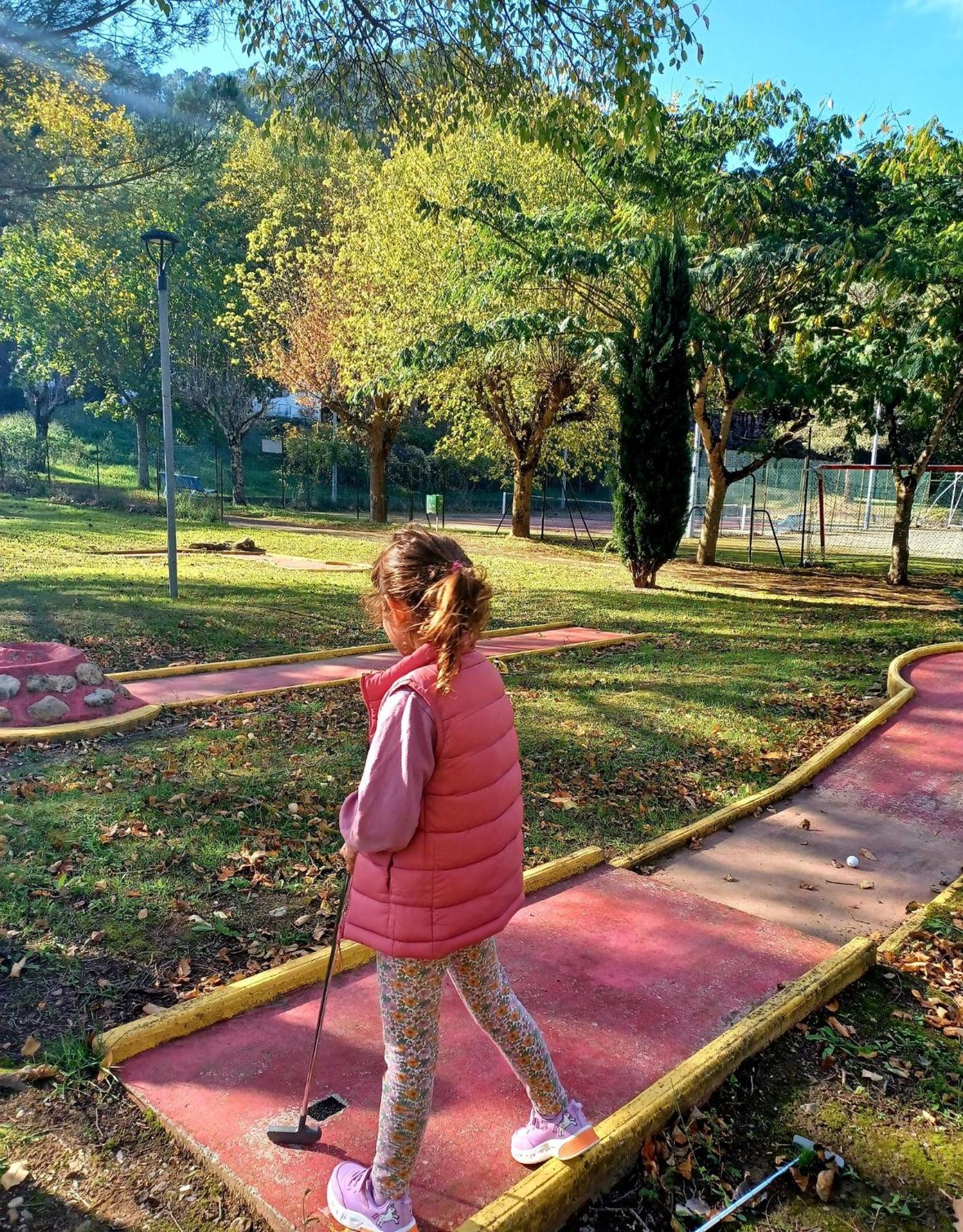 Camping La Bernede Rennes-les-Bains Exterior foto